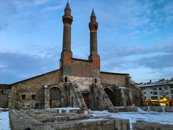 Aşiret Mektebinin Kuruluşu ve Amacı