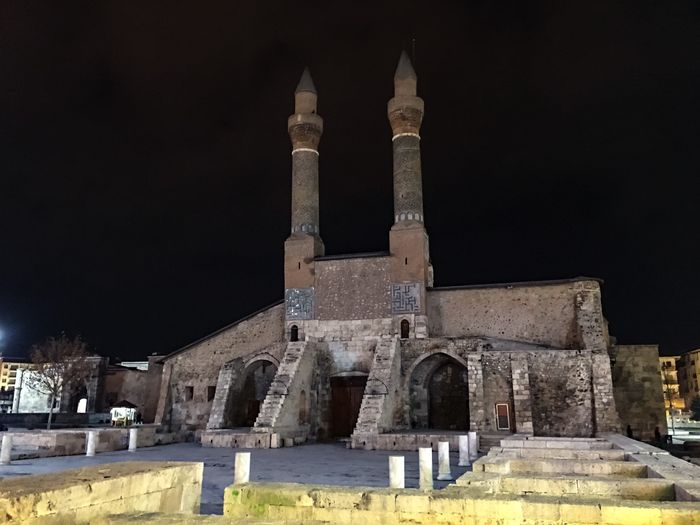 Karıştan Masir Zuchan ve Üçkilise Seyahati