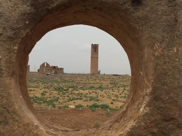 Doğal Taşlarda Ayrışma Türleri ve Tarihi Eserlere Etkileri